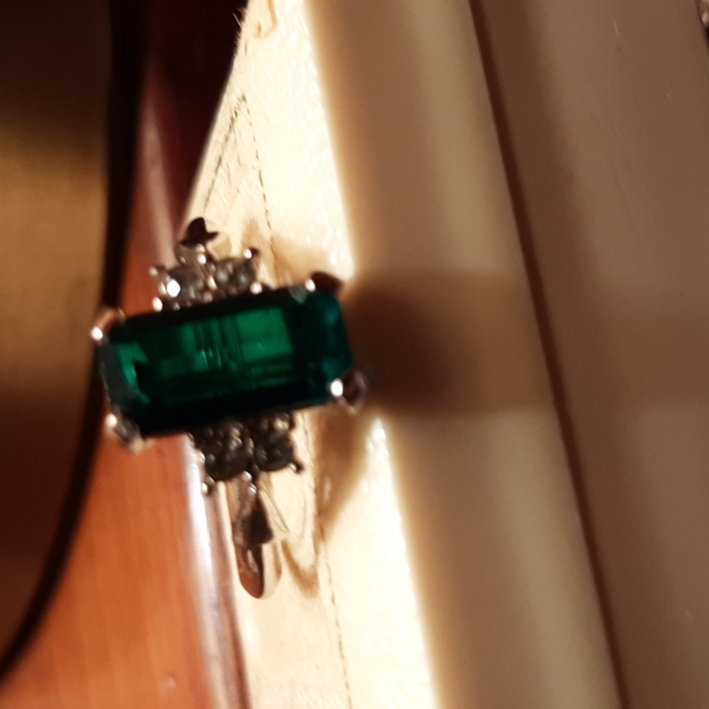 Fashion Ring - Picture 4 of 11